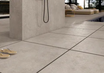 Comparison of natural stone vs porcelain tiles